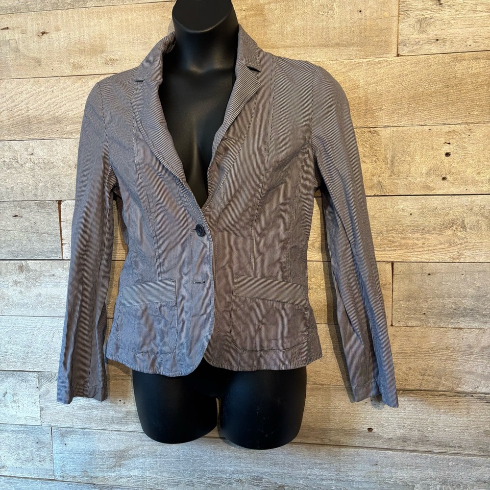 🛍️3/$30 Esprit women’s striped blazer jacket in size 12 - 100% cotton